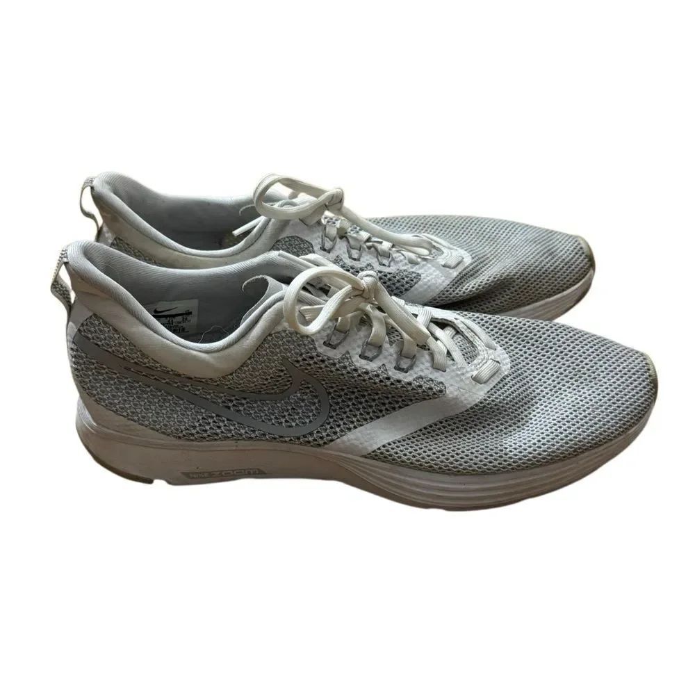 Nike Women's Zoom Strike Running Sneaker Shoes in Grey Size 10